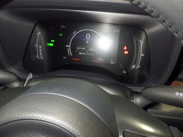 2026 Toyota Sienta ハイブリッドZ auction photo 6