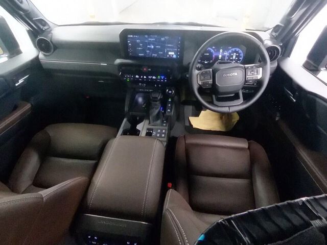 2025 Toyota Land Cruiser 250 ZX 4WD auction photo 3