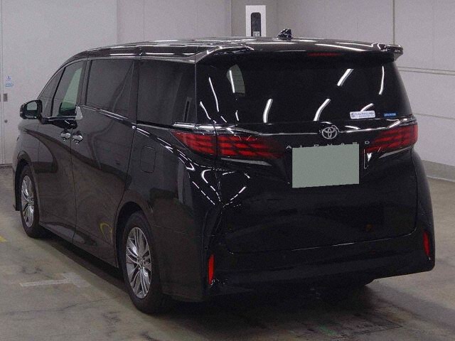 2024 Toyota Alphard Z 4WD auction photo 2