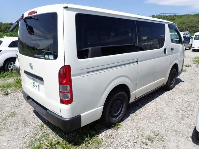 2020 Toyota Hiace DX 4WD auction photo 2