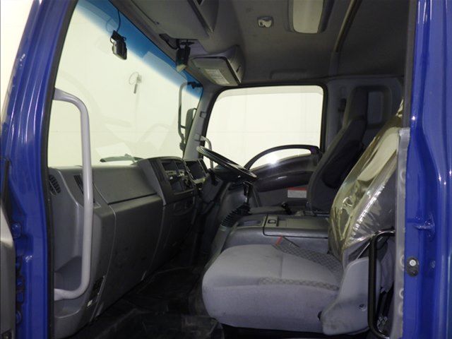 2010 Isuzu Forward タンク車 auction photo 8