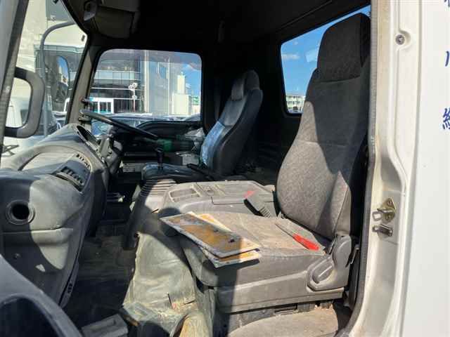 2001 Isuzu Forward auction photo 8