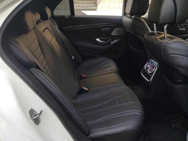 2017 Mercedes-Benz S-Class S400 AMG Line auction photo 6