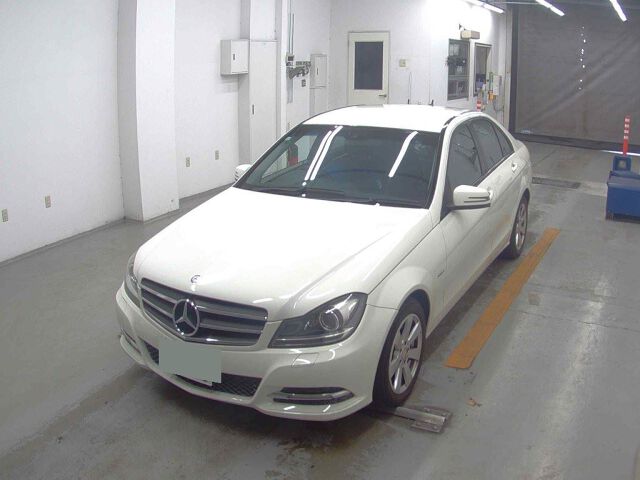 2011 Mercedes-Benz C-Class C200 Blue Efficiency auction photo 4