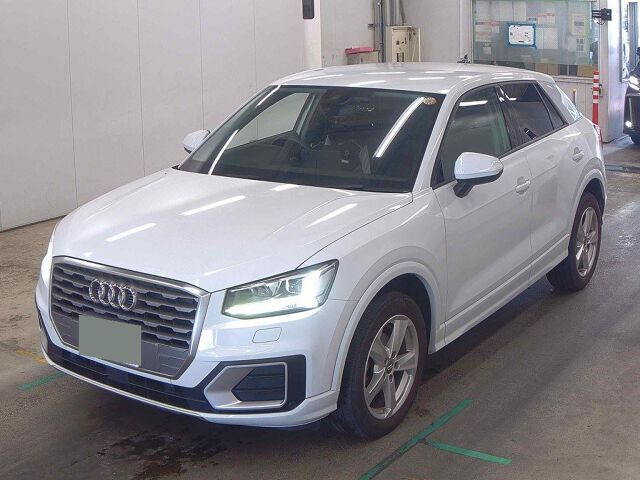 2020 Audi Q2 30TFSIスポアシスタ auction photo 4