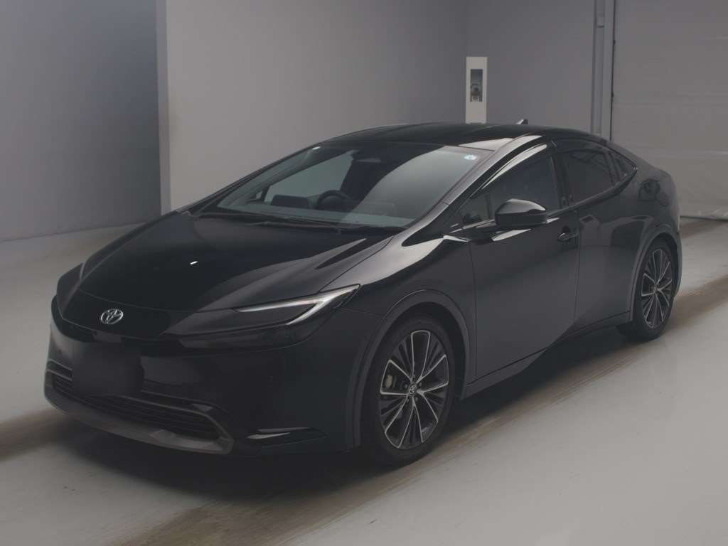 2024 Toyota Prius Z Japan auction vehicle