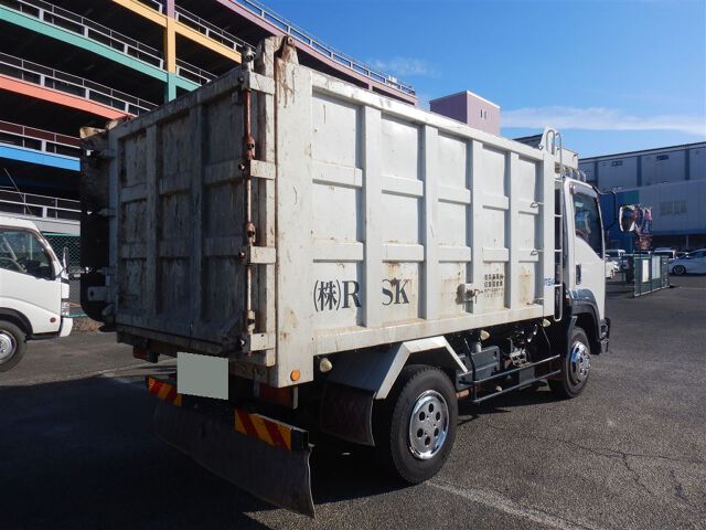 2018 Isuzu Forward Short Reinforced Dump auction photo 5
