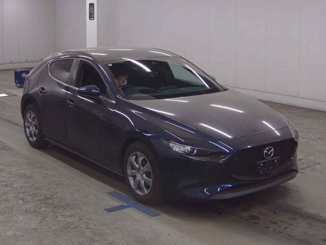 2023 Mazda 3ファストバック Japan auction vehicle