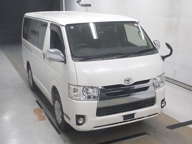 2019 Toyota Hiace 4WD スーパーGL ロング Japan auction vehicle