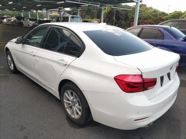 2018 BMW 3 Series 320D auction photo 2