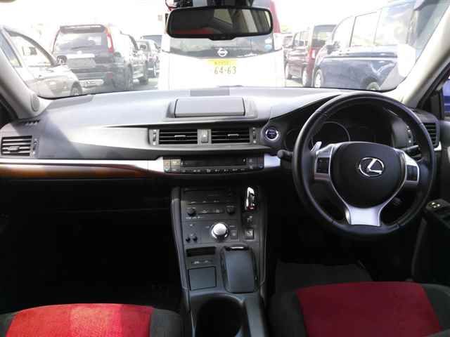 2011 Lexus CT CT200hバージョンC auction photo 8