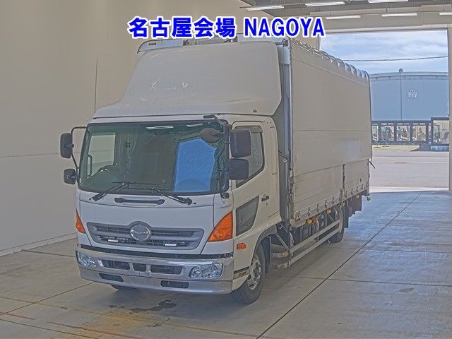 Japan Auction Vehicles 23 2017 Hino Ranger Hollow Wing auction photo