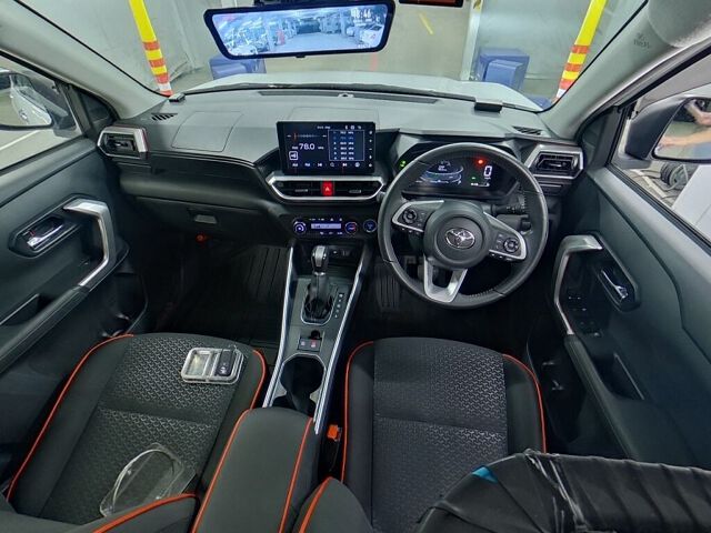 2022 Toyota Raize ハイブリッドZ auction photo 3