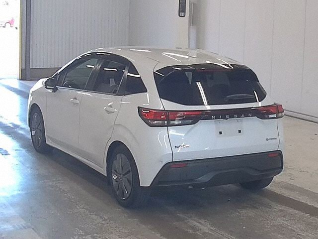 2021 Nissan Note X auction photo 2