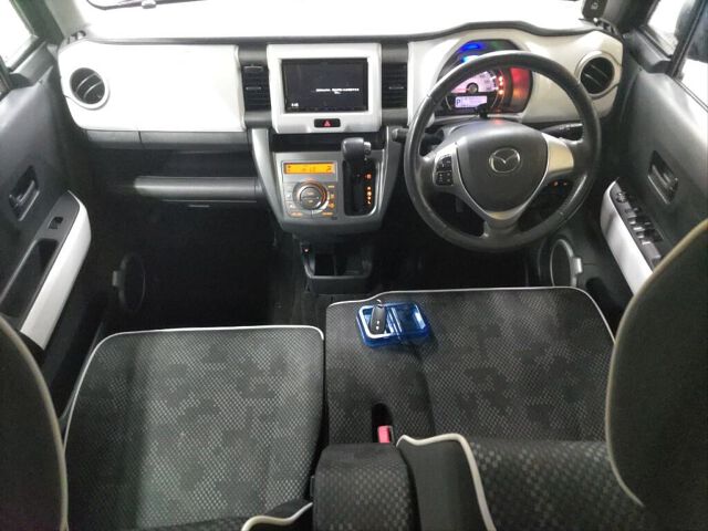 2019 Mazda フレアクロスオーバー XS auction photo 3