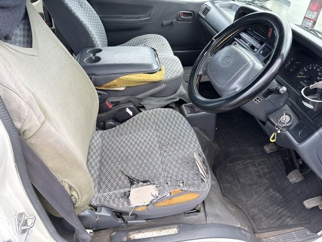 2004 Toyota Hiace バン.4WD auction photo 8