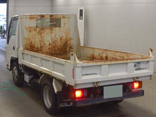 2016 Isuzu Elf dump auction photo 2