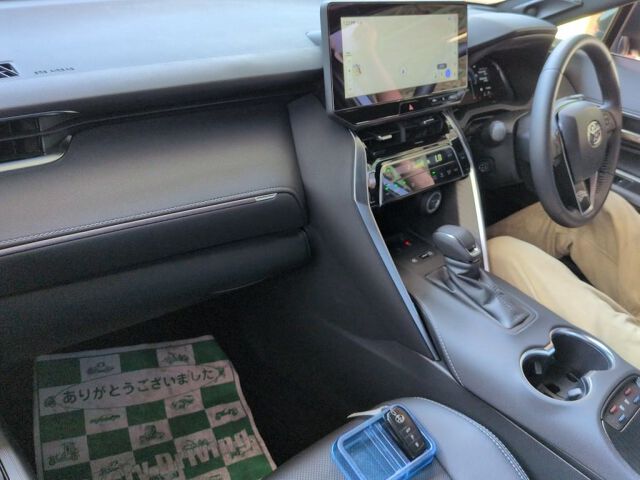 2025 Toyota Harrier Zレザーパッケージ 4WD auction photo 3