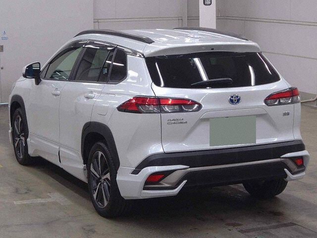 2022 Toyota Corolla Cross ハイブリッドZ 4WD auction photo 2