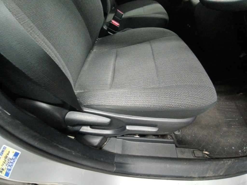 2022 Toyota Sienta X 4WD auction photo 10