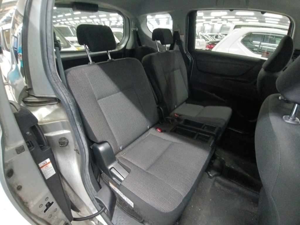 2022 Toyota Sienta X 4WD auction photo 12