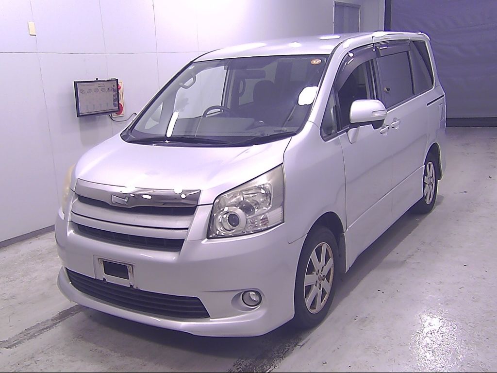 2008 Toyota Noah S auction photo 4