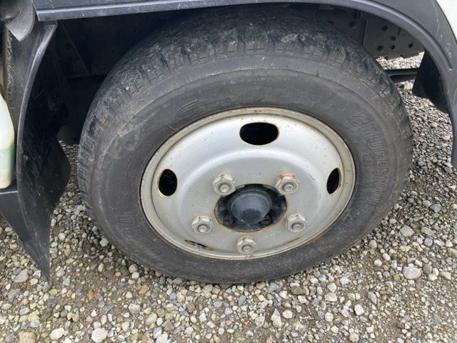 2018 Isuzu Elf dump auction photo 6