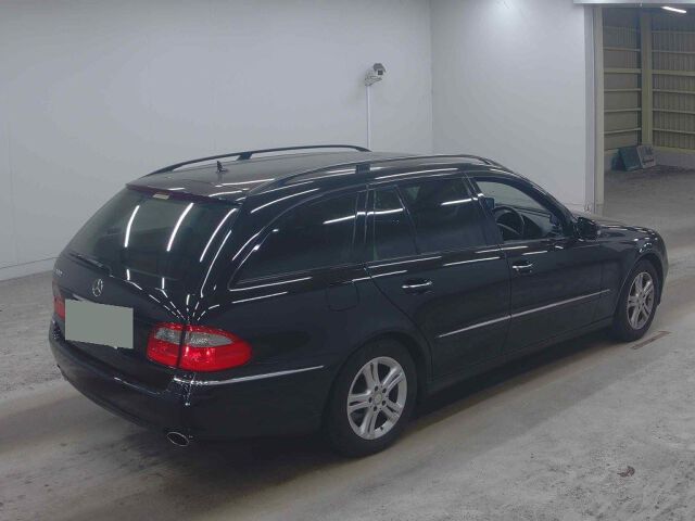 2009 Mercedes-Benz E-Class Station Wagon E300 auction photo 5
