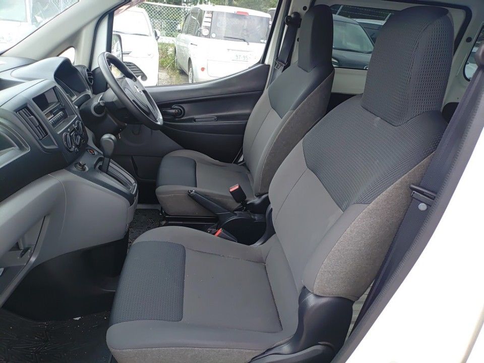 2015 Nissan NV200 Vanette auction photo 16