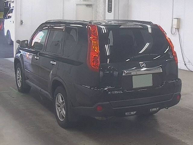 2010 Nissan X-Trail 20XTT 4WD auction photo 2