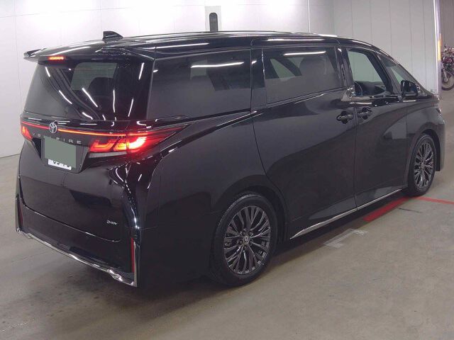 2025 Toyota Vellfire Z Premier auction photo 5