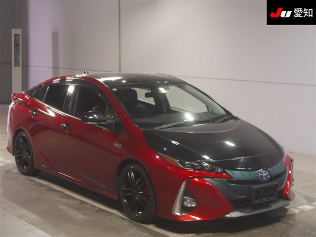 2017 Toyota Prius PHEV S ナビパッケージ Japan auction vehicle