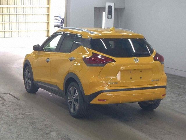 2021 Nissan Kicks X auction photo 2