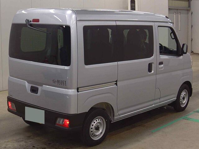 2026 Daihatsu Hijet Cargo Deluxe auction photo 5