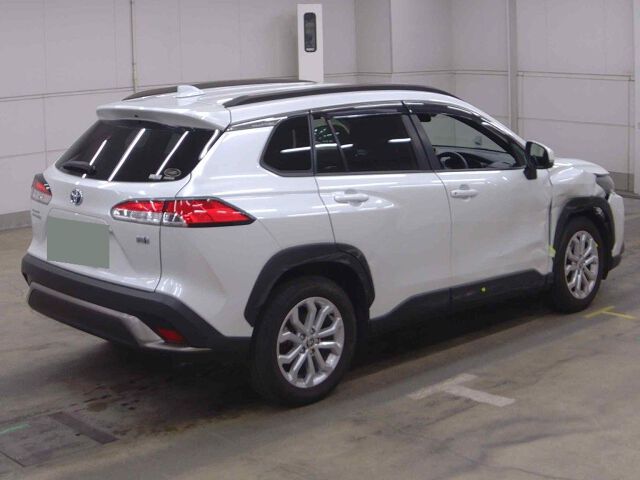 2022 Toyota Corolla Cross ハイブリッドS 4WD auction photo 5