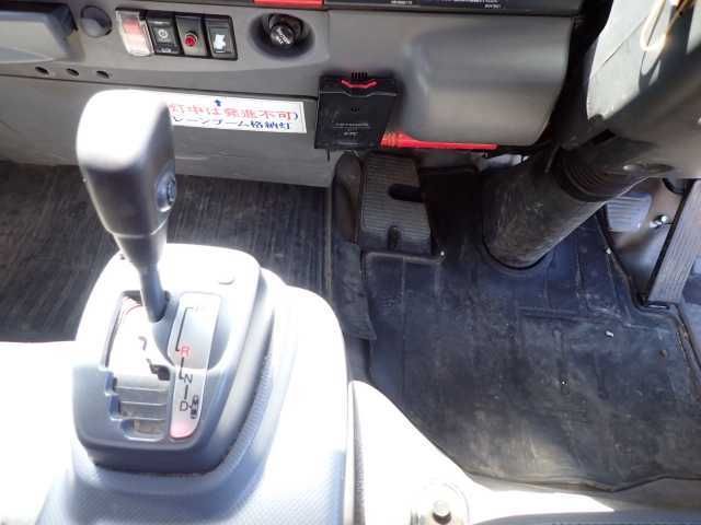 2019 Isuzu Elf 3.0t crane equipped auction photo 14