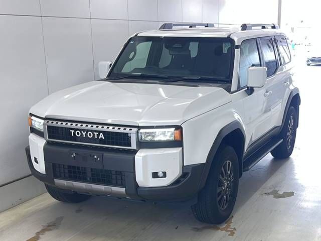 Japan Auction Vehicles 8 2024 Toyota Land Cruiser 250 VX auction photo