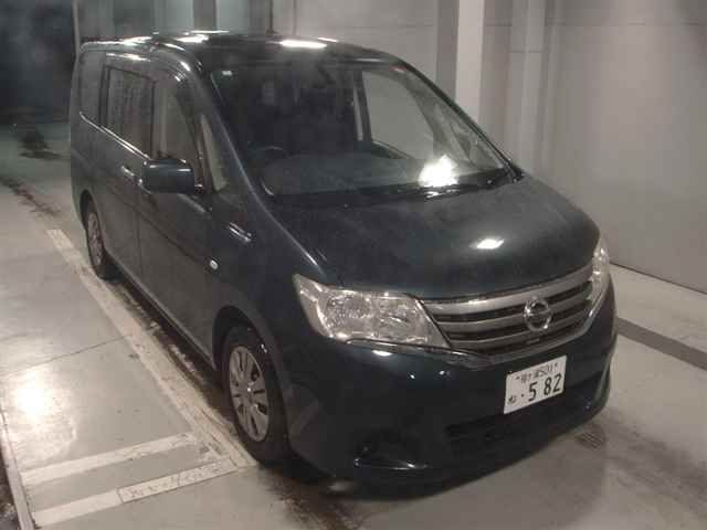 2012 Nissan Serena 20X Japan auction vehicle