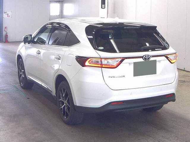 2019 Toyota Harrier Premier Style Noir auction photo 2