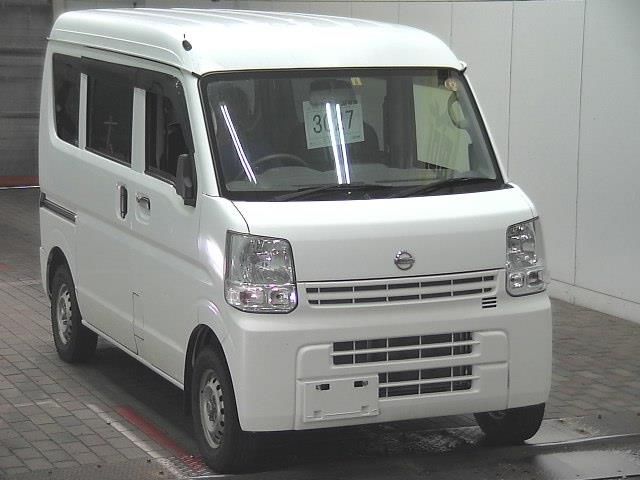 2019 Nissan NV100 Clipper DX Japan auction vehicle