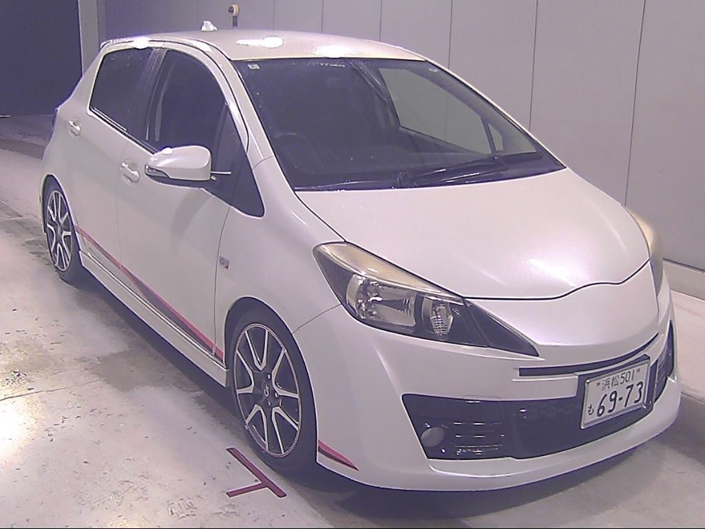 Japan Auction Vehicles 9 2012 Toyota ヴィッツ 5HB RS Gs auction photo