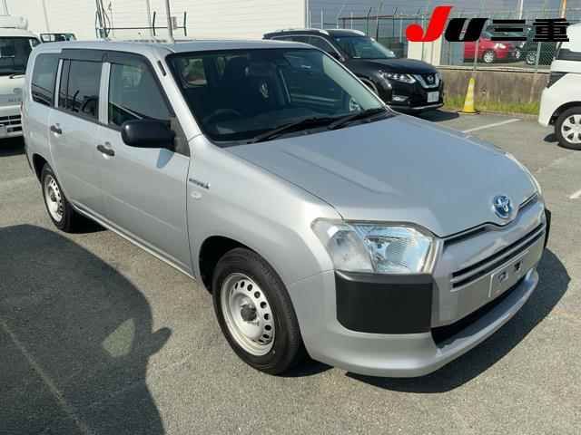 Japan Auction Vehicles 12 2020 Toyota Succeed ハイブリッドUL auction photo