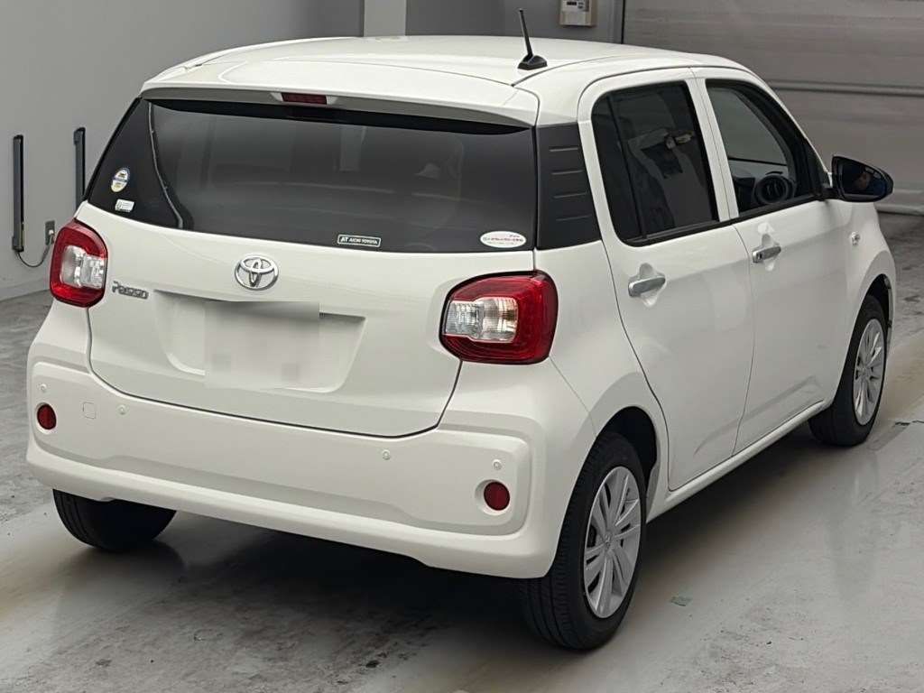 2023 Toyota Passo X auction photo 2