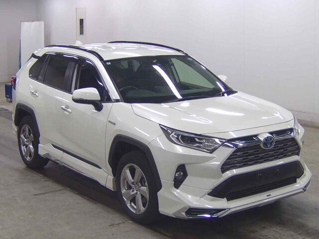 2020 Toyota RAV4 ハイブリッドG 4WD Japan auction vehicle