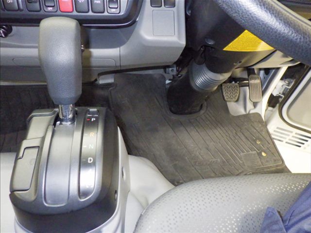 2021 Toyota Dyna Flatbed auction photo 7