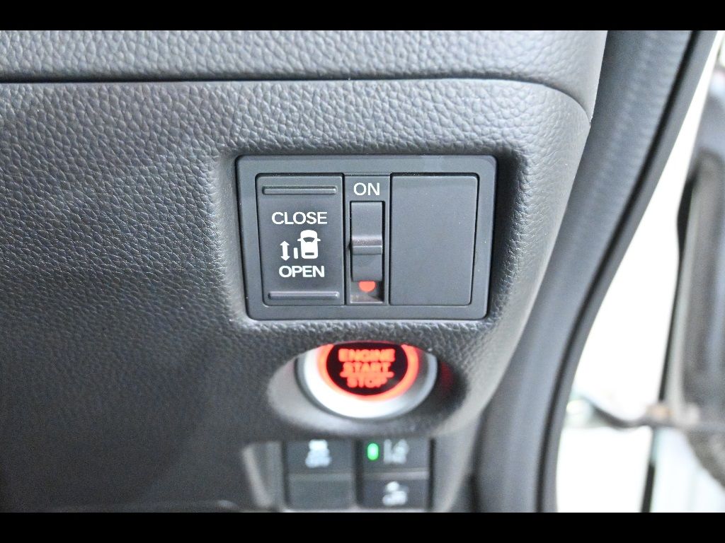 2019 Honda N-BOX カスタムG Lホンダセンシング auction photo 11