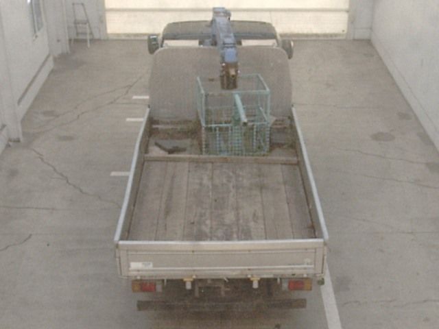 2006 Isuzu Elf クレーン付 auction photo 3