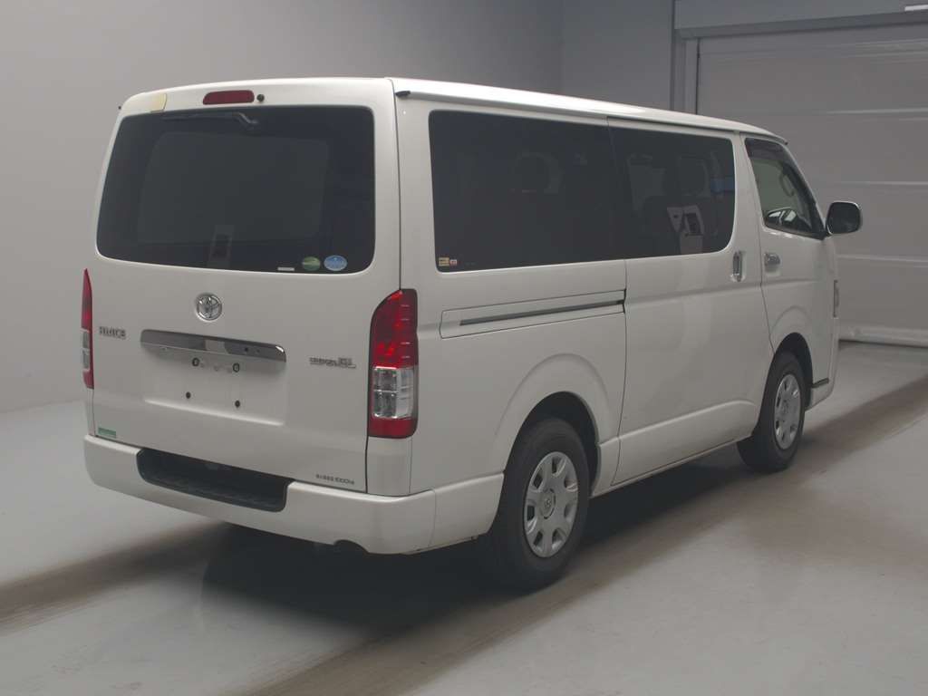 2018 Toyota Hiace スーパーGL auction photo 2