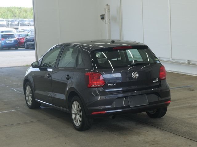 2015 Volkswagen VW ポロ ラウンジ auction photo 2