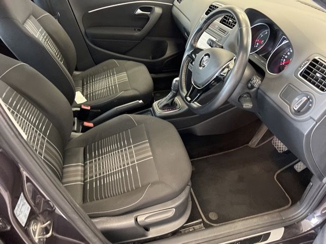 2015 Volkswagen VW ポロ ラウンジ auction photo 4